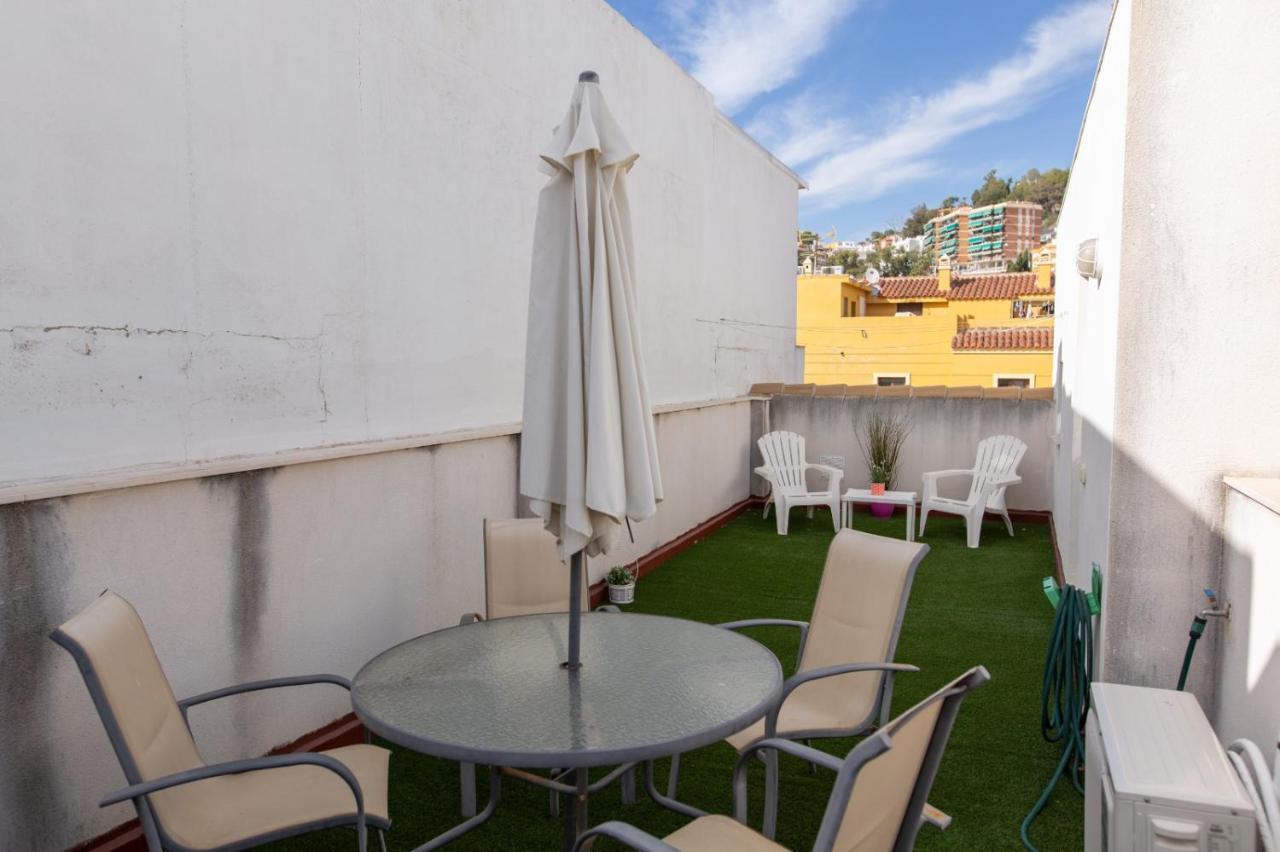 Apartamentos Chuita Playa Málaga Esterno foto